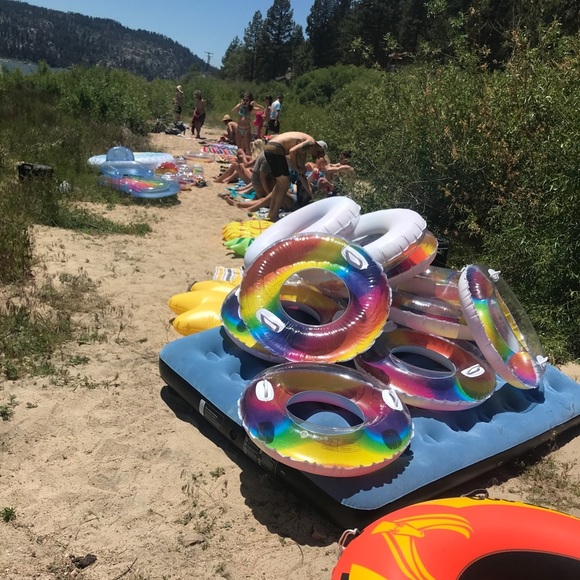 Brand new in sealed package rainbow innertube raft pool float adult or kid - Picture 6 of 8